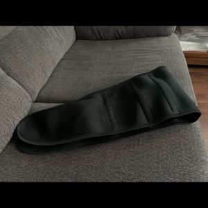Waist trainer